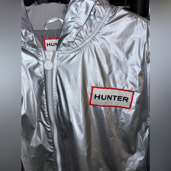 HUNTER ⭐️• X Target Men’s XXL Silver Windbreaker - New without tags - Picture 5 of 5
